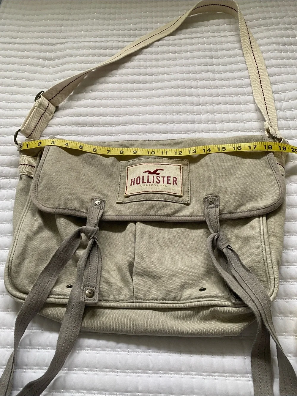 Hollister Vintage YK2 Neutral Grey  Canvas Messenger Bag with Adjustable Strap